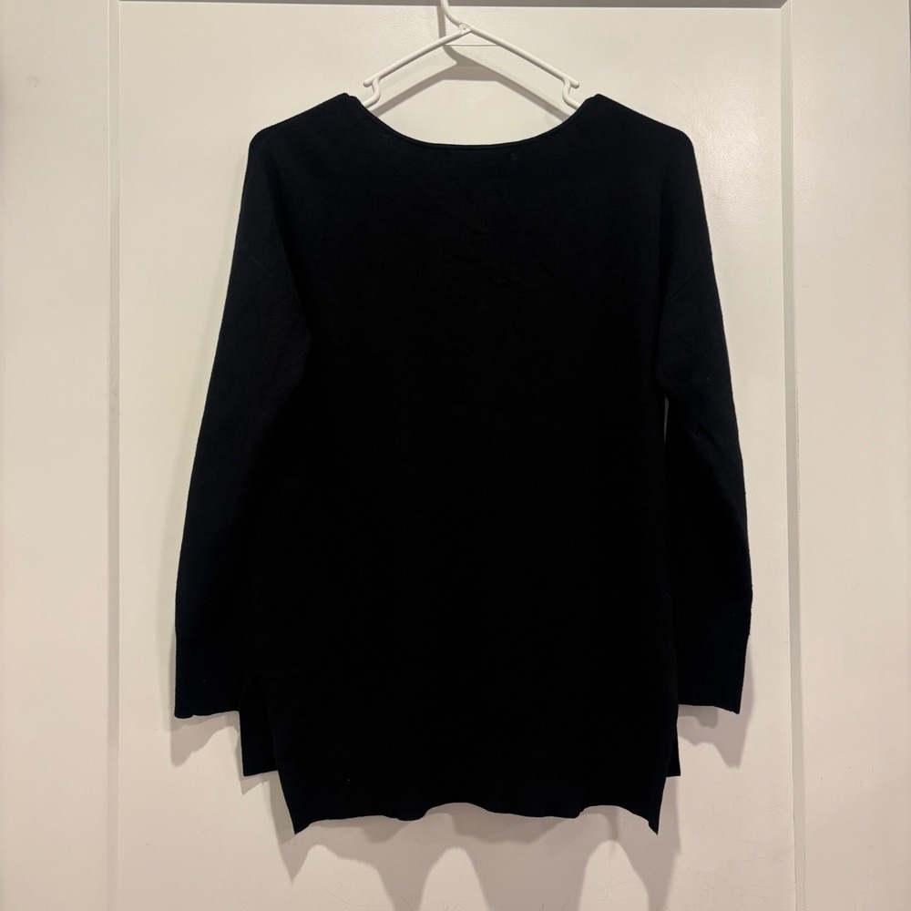 Banana Republic Womens Petite XS Black Long Sleeve Knit Crew Neck Sweater 54023 - Picture 4 of 7